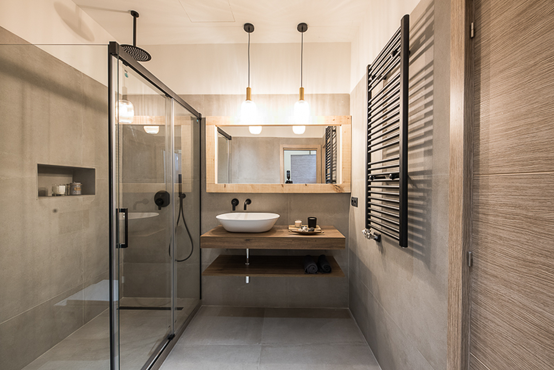  Beautiful apartment in Eixample, Barcelona: Modernized Elegance - 物件實景