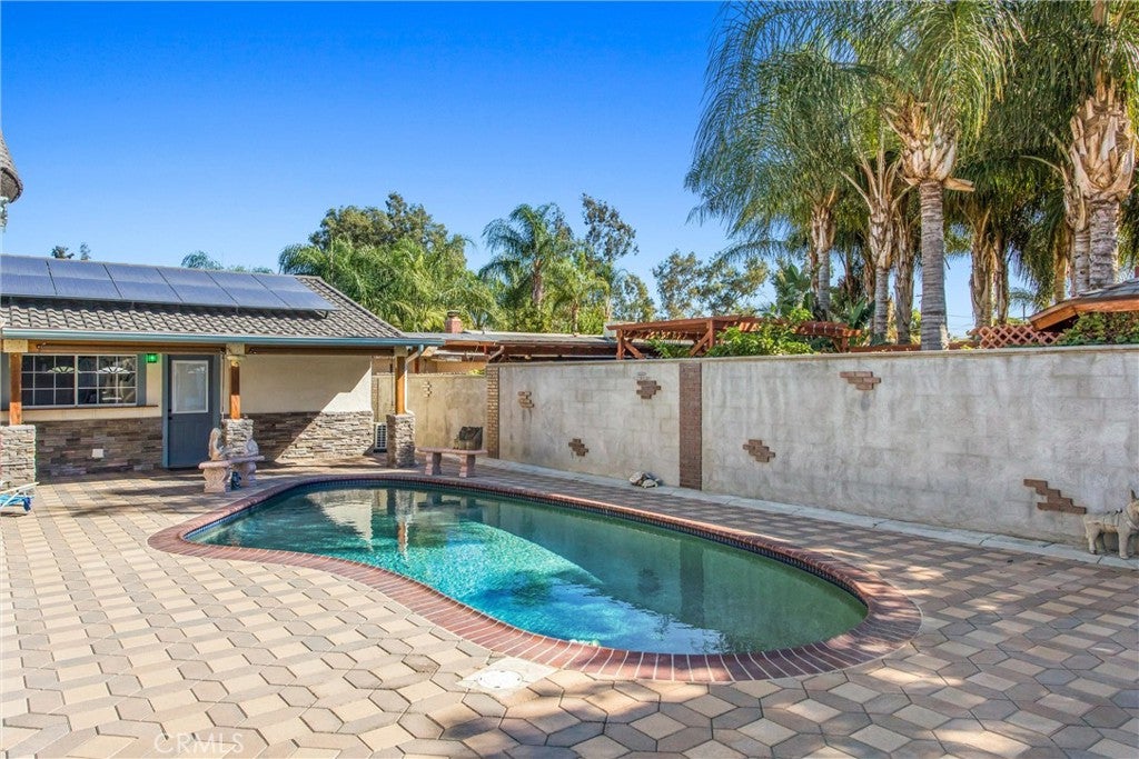 Nuevo, California, 92567, United States, 3 Bedrooms Bedrooms, ,2 BathroomsBathrooms,Residential,For Sale,1987094