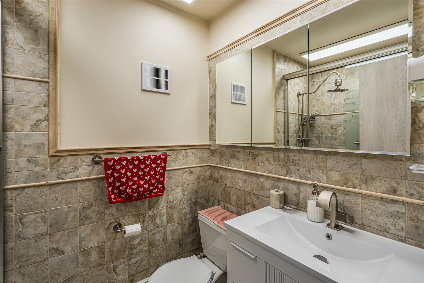  51-03 97th Street, Corona, NY, 11368 - 物件實景