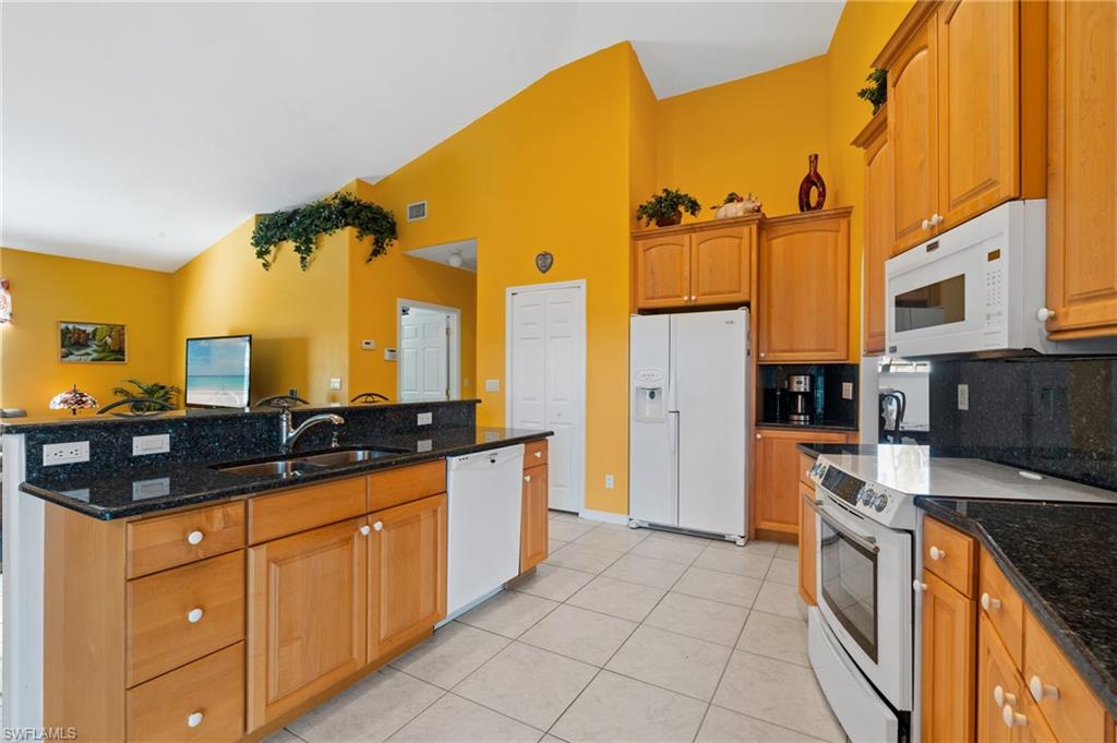 Cape Coral, Florida, 33991, United States, 4 Bedrooms Bedrooms, ,2 BathroomsBathrooms,Residential,For Sale,1865329