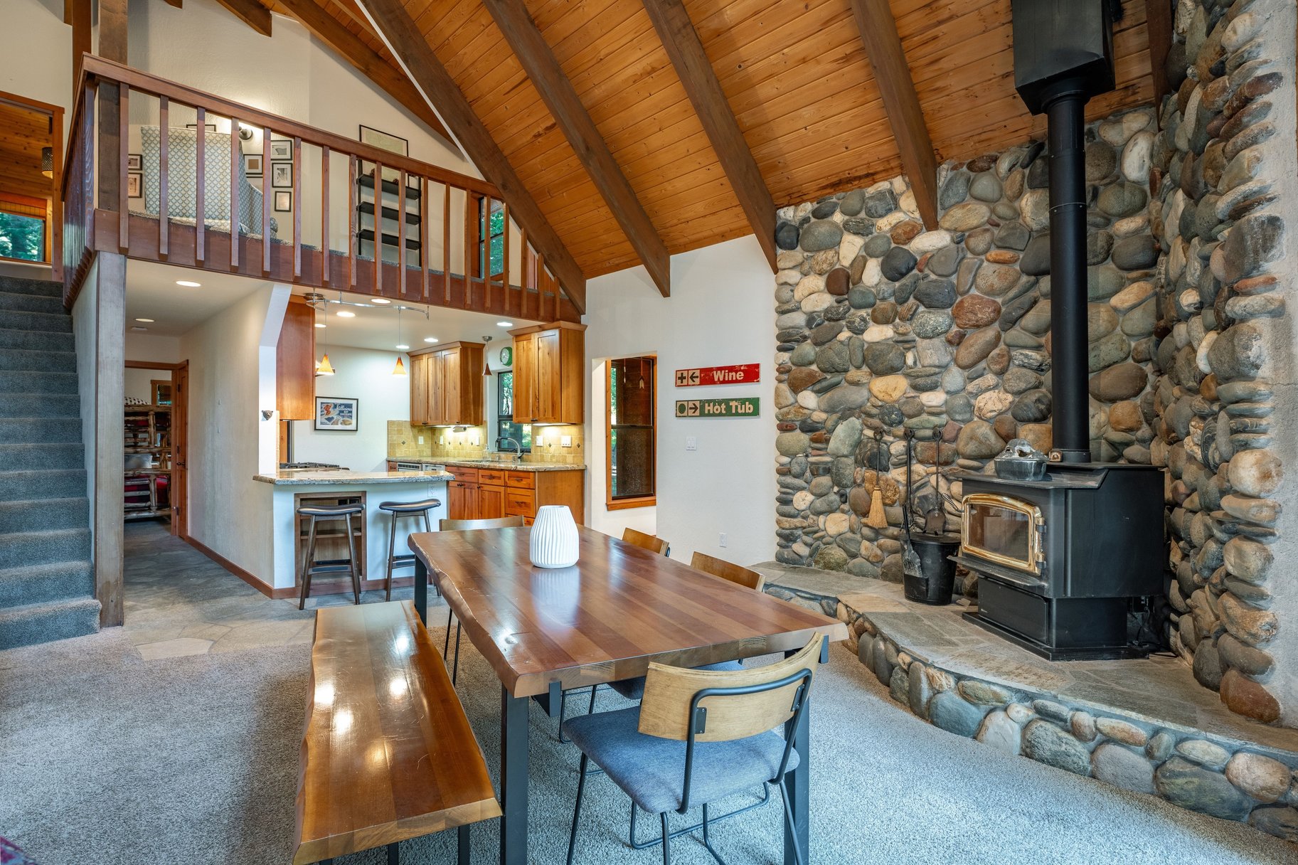  Alpine Peaks Chalet - Ski-Inspired Living on the Forest’s Edge - 物件實景