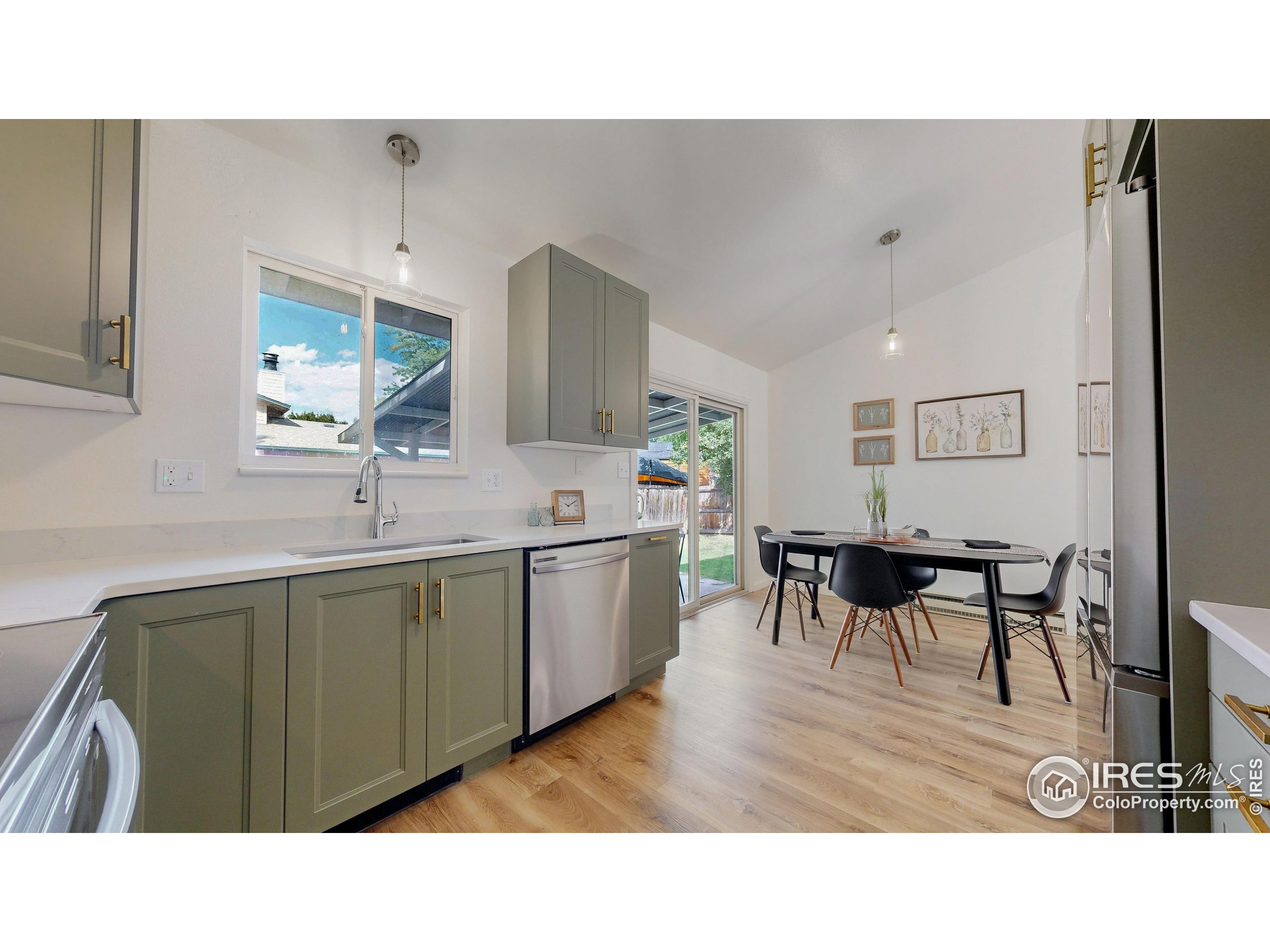 Fort Collins, Colorado, 80521, United States, 3 Bedrooms Bedrooms, ,1 BathroomBathrooms,Residential,For Sale,1948216