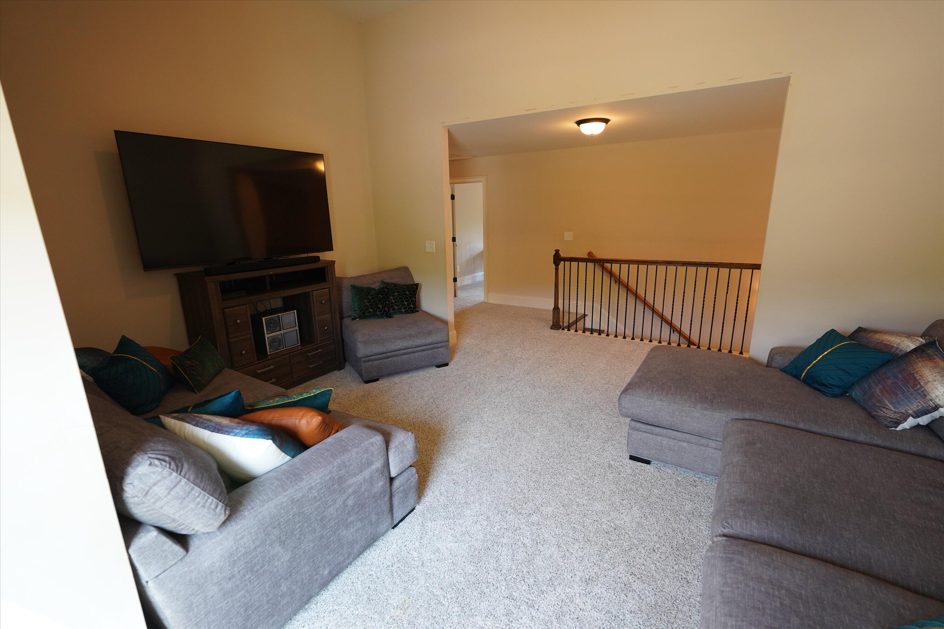 Grovetown, Georgia, 30813, United States, 5 Bedrooms Bedrooms, ,5 BathroomsBathrooms,Residential,For Sale,1975425