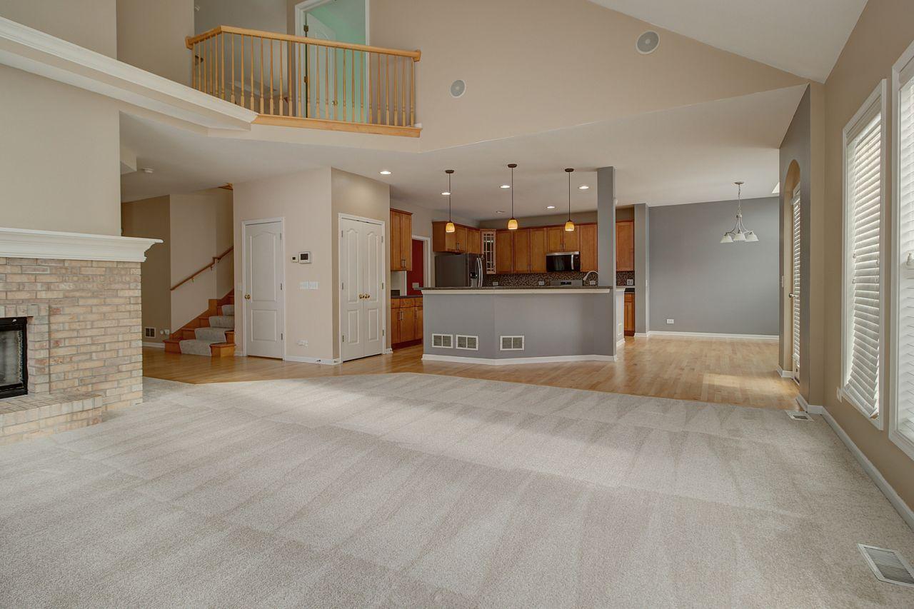 Plainfield, Illinois, 60585, United States, 4 Bedrooms Bedrooms, ,3 BathroomsBathrooms,Residential,For Sale,1729371