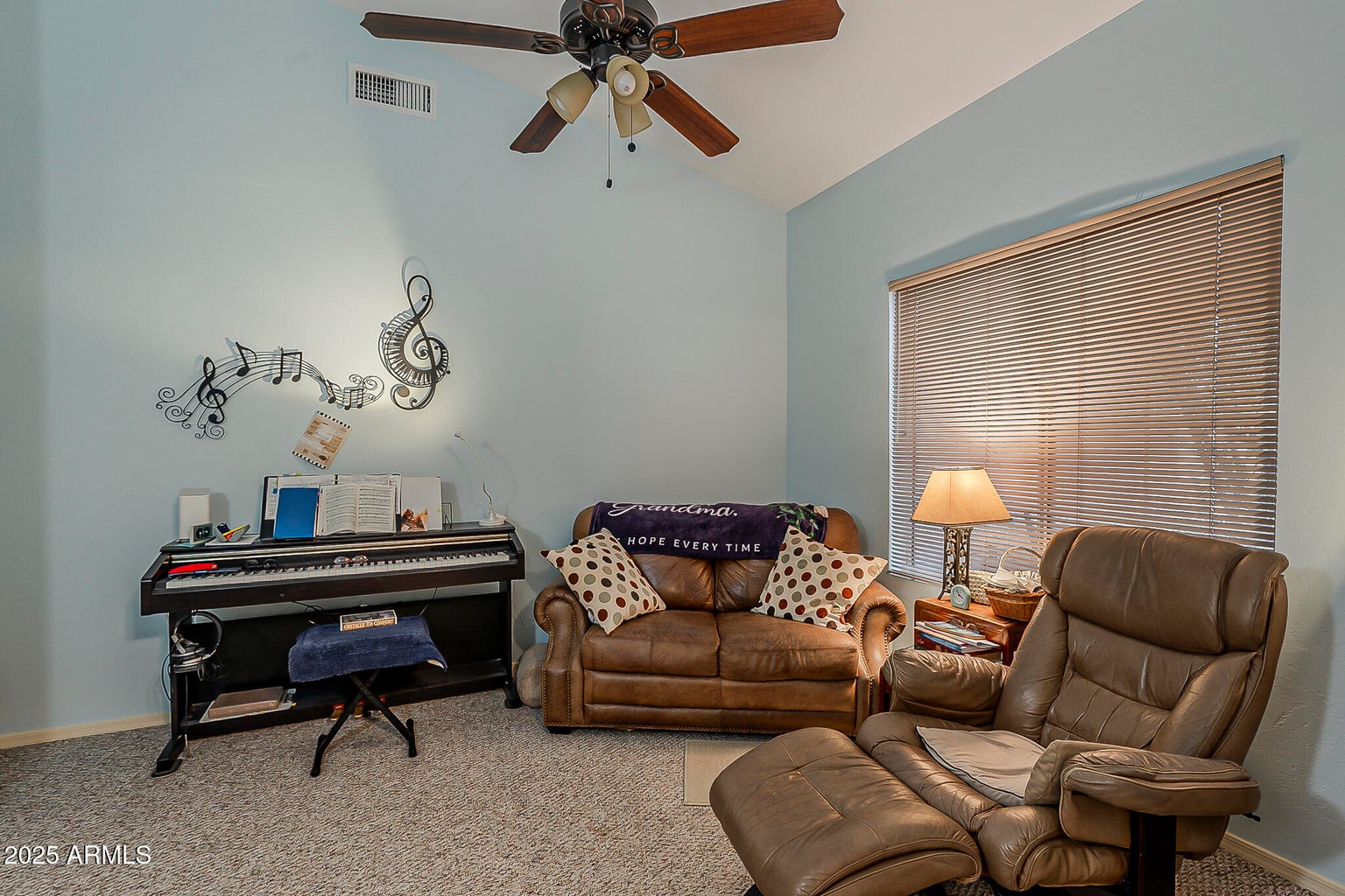 Mesa, Arizona, 85215, United States, 4 Bedrooms Bedrooms, ,2 BathroomsBathrooms,Residential,For Sale,1994207