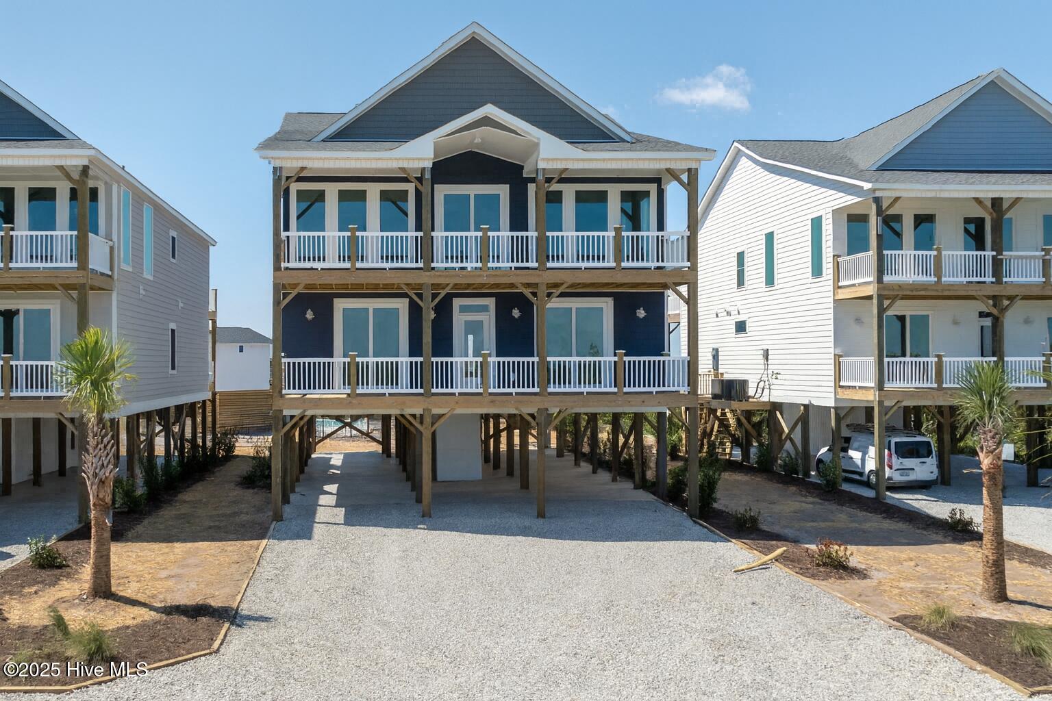 Lacosta Pl, N Topsail Beach, NC 28460