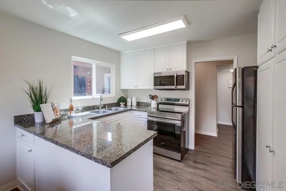 San Diego, California, 92127, United States, 2 Bedrooms Bedrooms, ,2 BathroomsBathrooms,Residential,For Sale,1938537