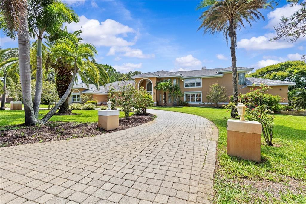 Tarpon Springs, Florida, 34689, United States, 5 Bedrooms Bedrooms, ,4 BathroomsBathrooms,Residential,For Sale,1901720