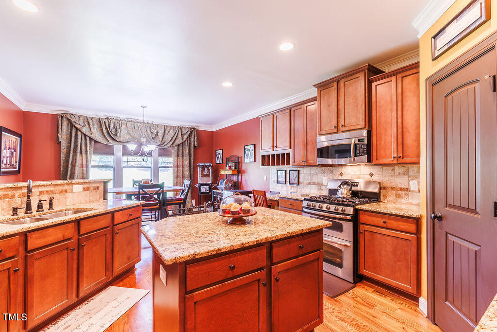 Rolesville, North Carolina, 27571, United States, 4 Bedrooms Bedrooms, ,4 BathroomsBathrooms,Residential,For Sale,1983037