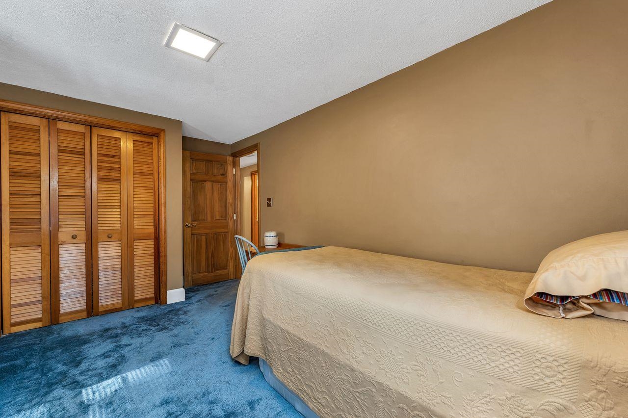 Thornton, New Hampshire, 03285, United States, 4 Bedrooms Bedrooms, ,1 BathroomBathrooms,Residential,For Sale,1940413
