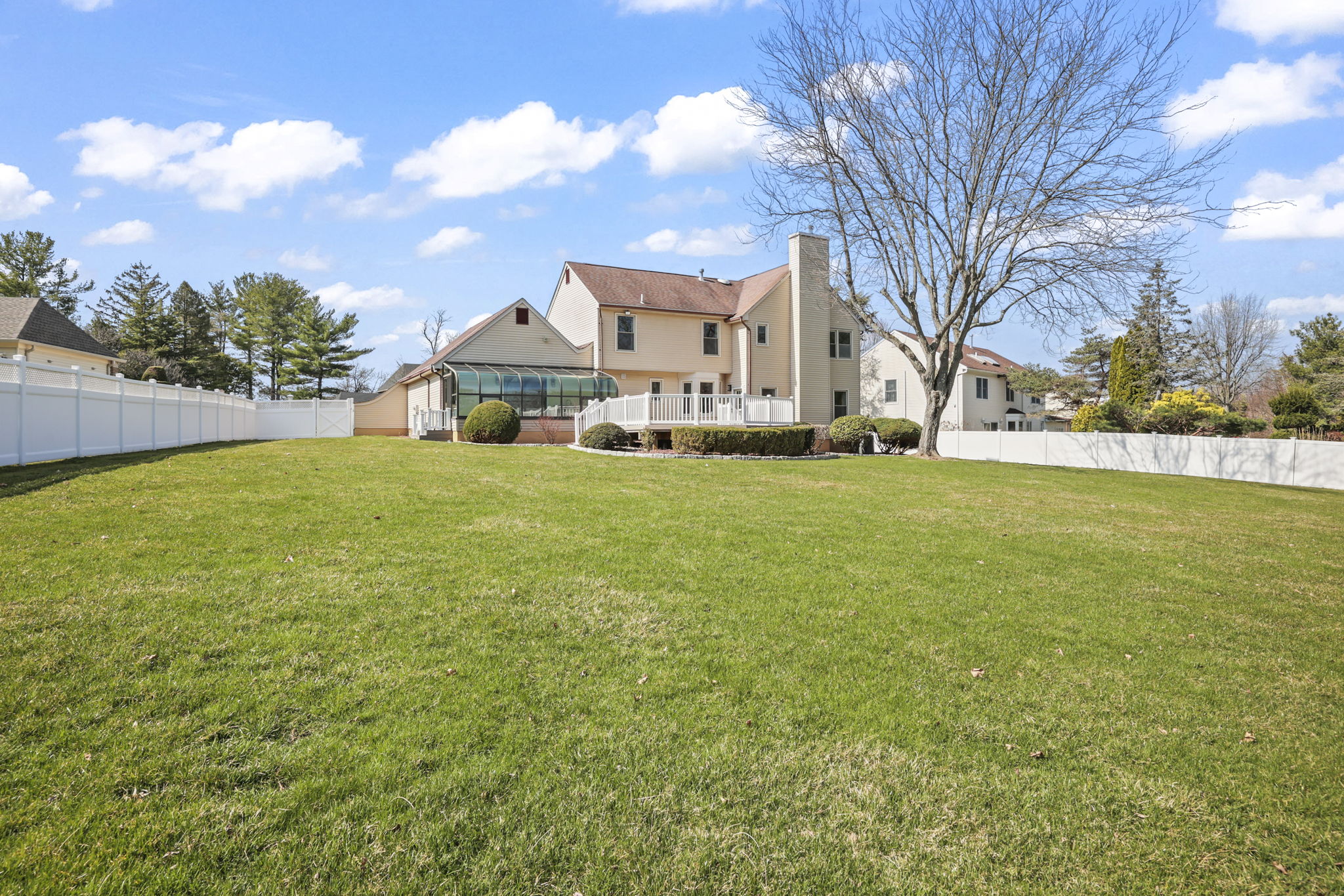  27 Meadow Lane - 物件實景