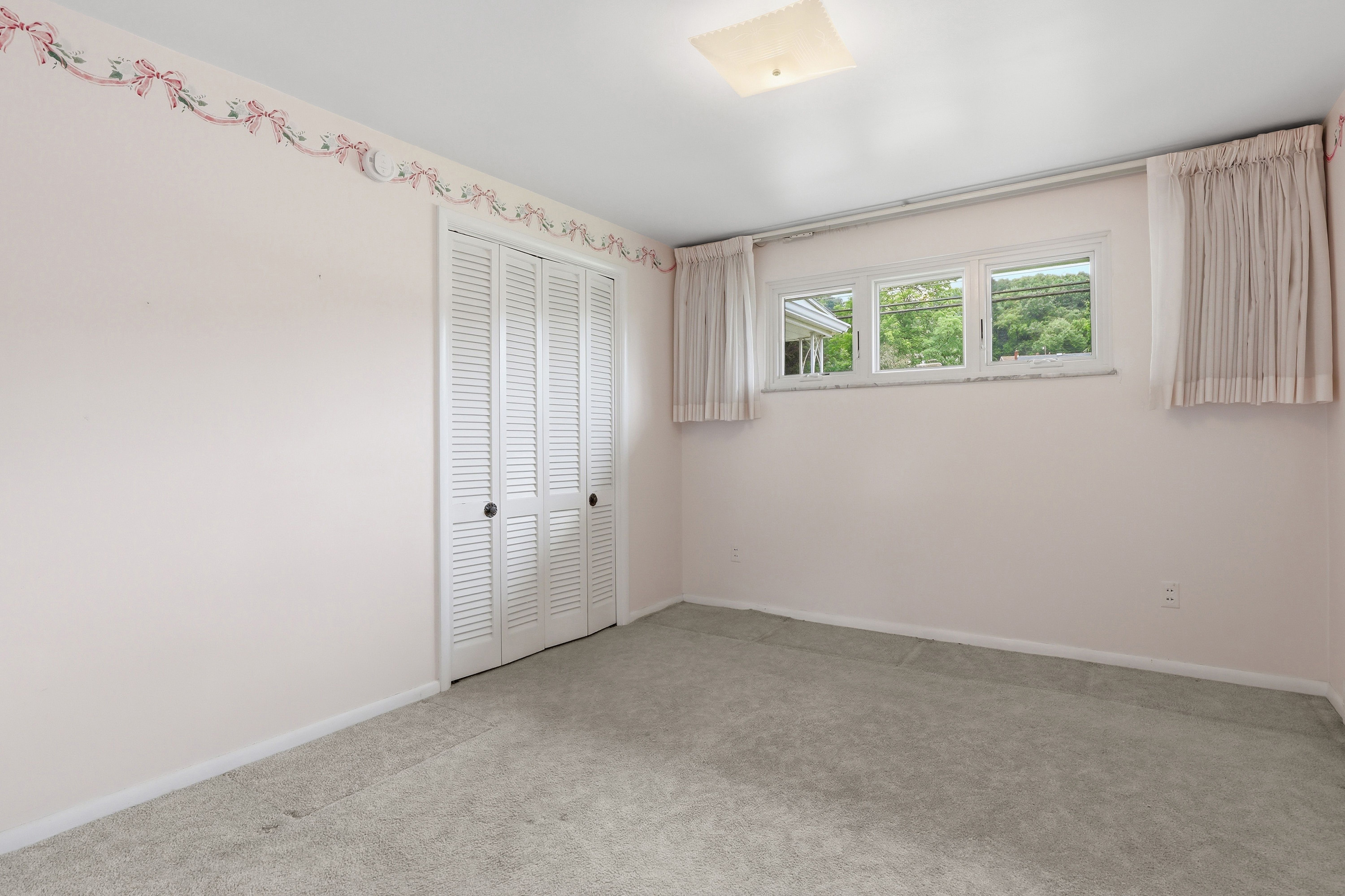  2219 Fawcett Avenue, White Oak, PA 15131 - 物件實景