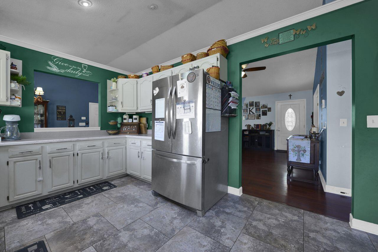 Granville, Ohio, 43023, United States, 5 Bedrooms Bedrooms, ,3 BathroomsBathrooms,Residential,For Sale,1970810