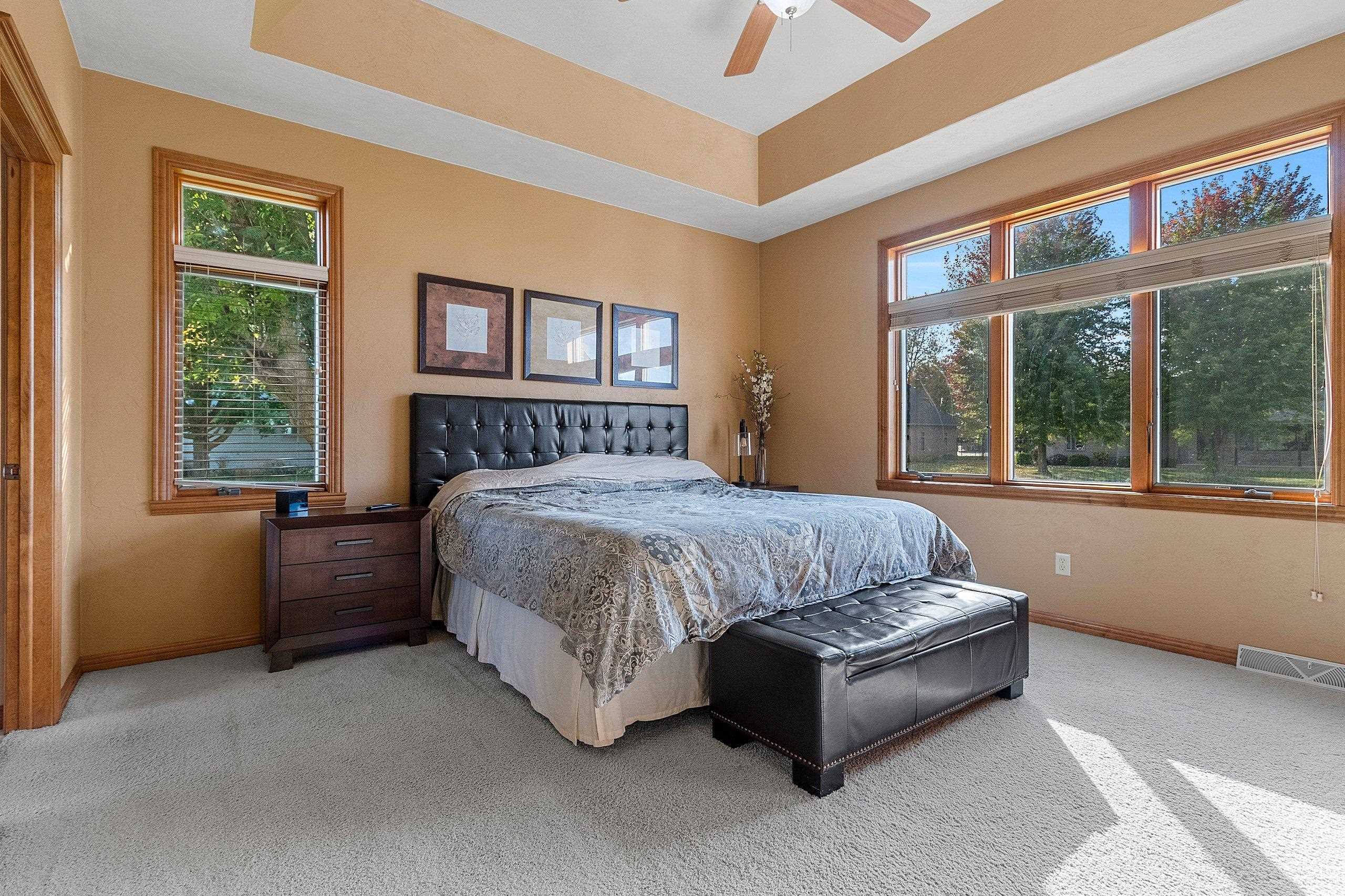 APPLETON, Wisconsin, 54913, United States, 4 Bedrooms Bedrooms, ,3 BathroomsBathrooms,Residential,For Sale,1960996
