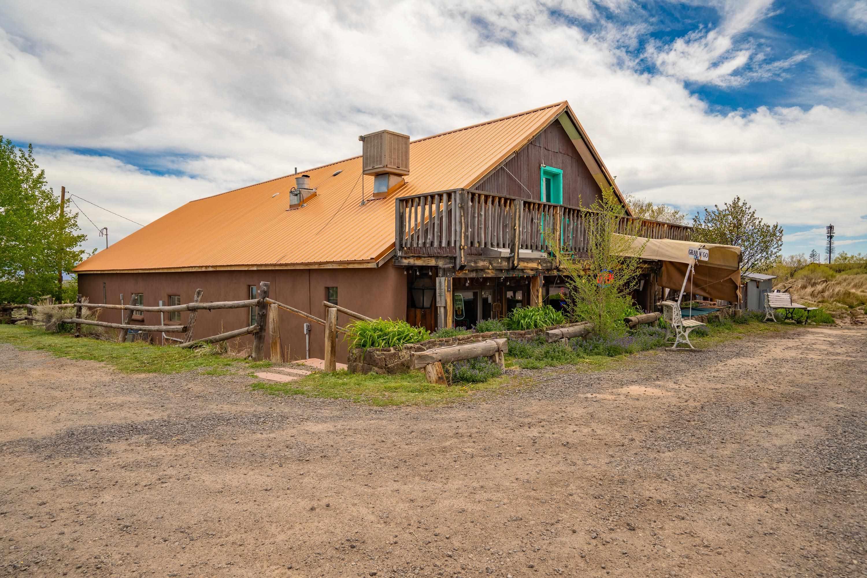 Tres Piedras, New Mexico, 87577, United States, 4 Bedrooms Bedrooms, ,7 BathroomsBathrooms,Residential,For Sale,1849608