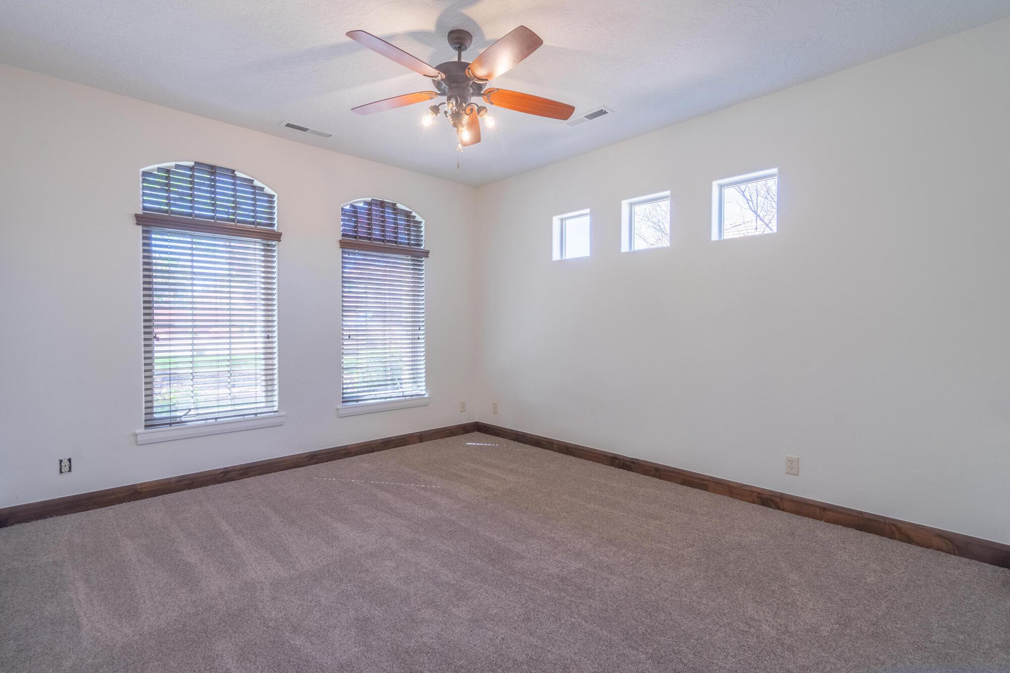 Washington, Utah, 84780, United States, 4 Bedrooms Bedrooms, ,2 BathroomsBathrooms,Residential,For Sale,2009720