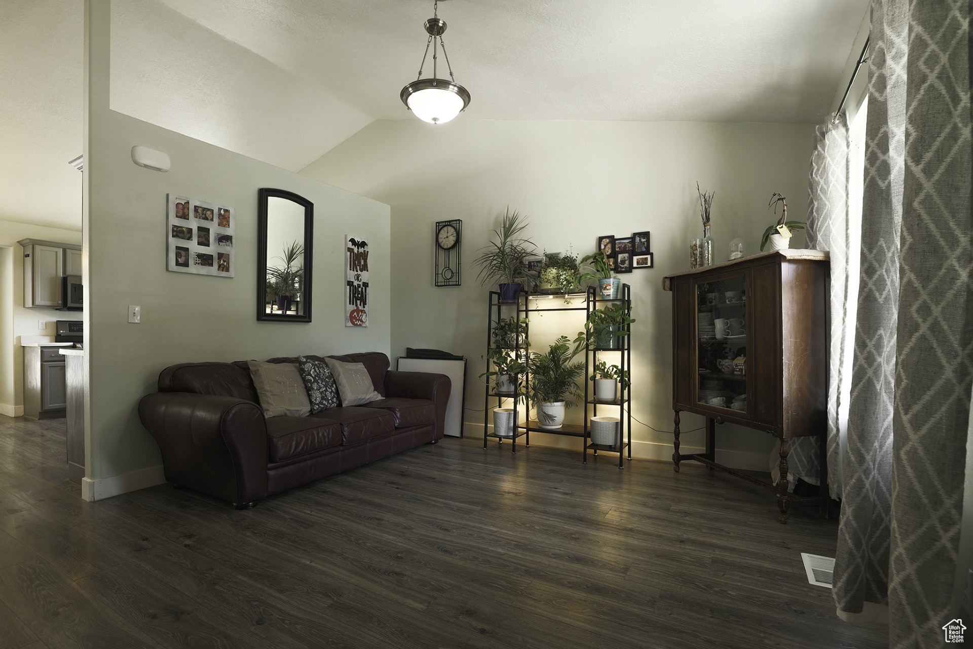 Lehi, Utah, 84043, United States, 5 Bedrooms Bedrooms, ,3 BathroomsBathrooms,Residential,For Sale,1941940