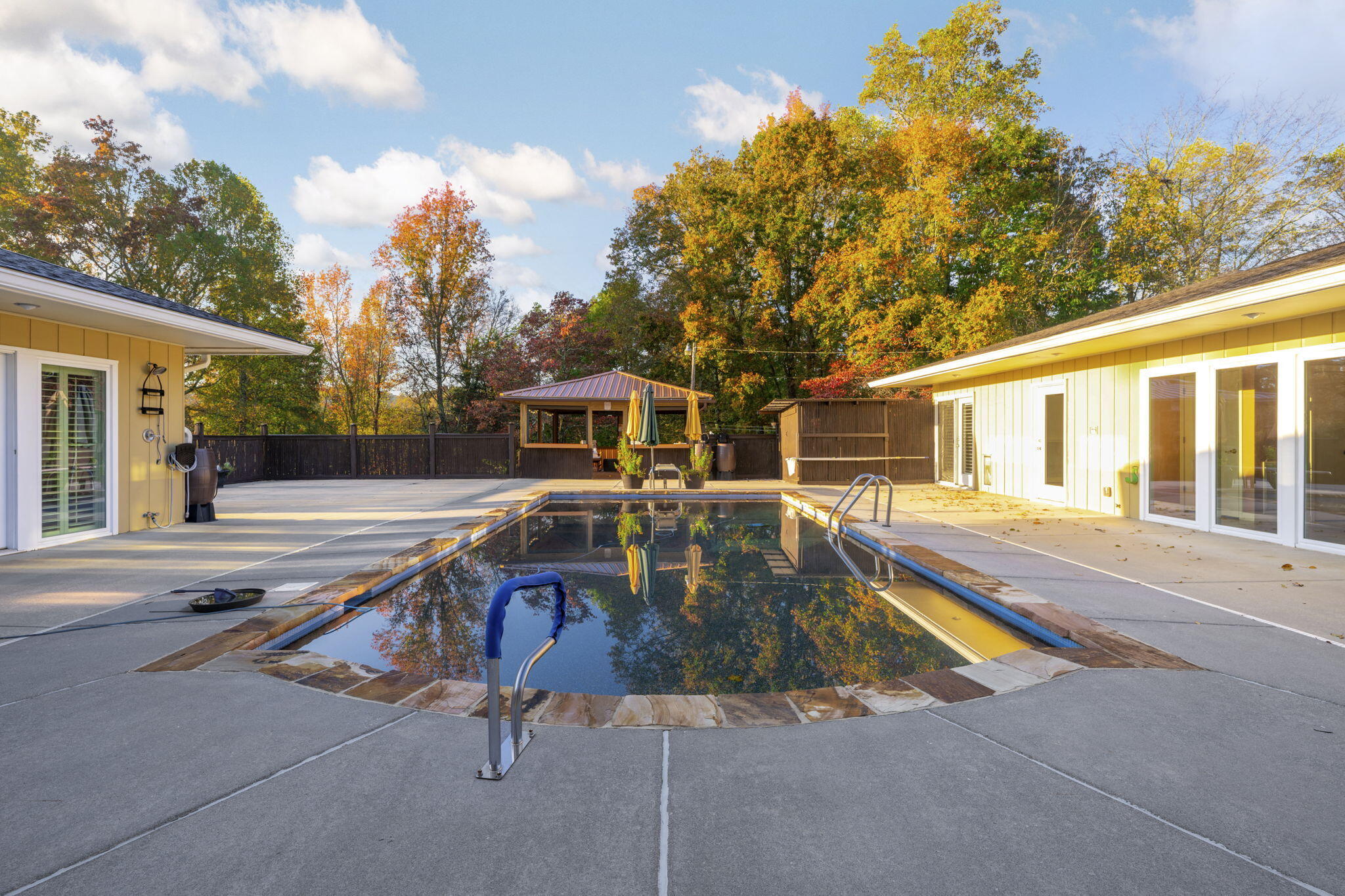 Cleveland, Tennessee, 37312, United States, 3 Bedrooms Bedrooms, ,4 BathroomsBathrooms,Residential,For Sale,1988067