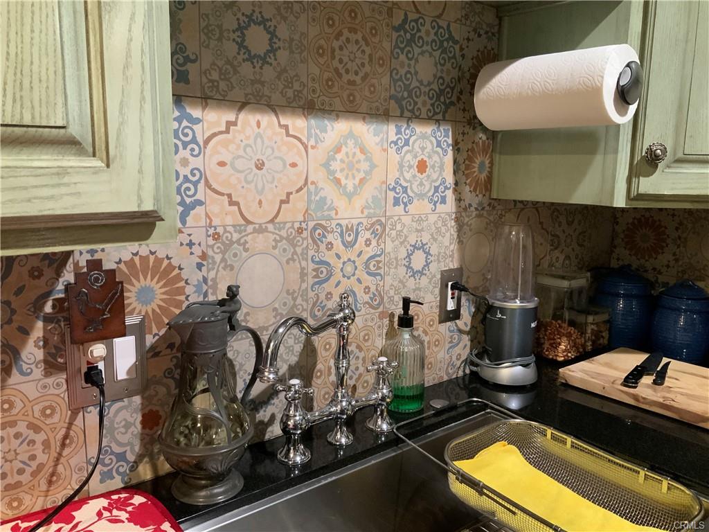 Glendale, California, 91203, United States, 1 Bedroom Bedrooms, ,1 BathroomBathrooms,Residential,For Sale,1969295