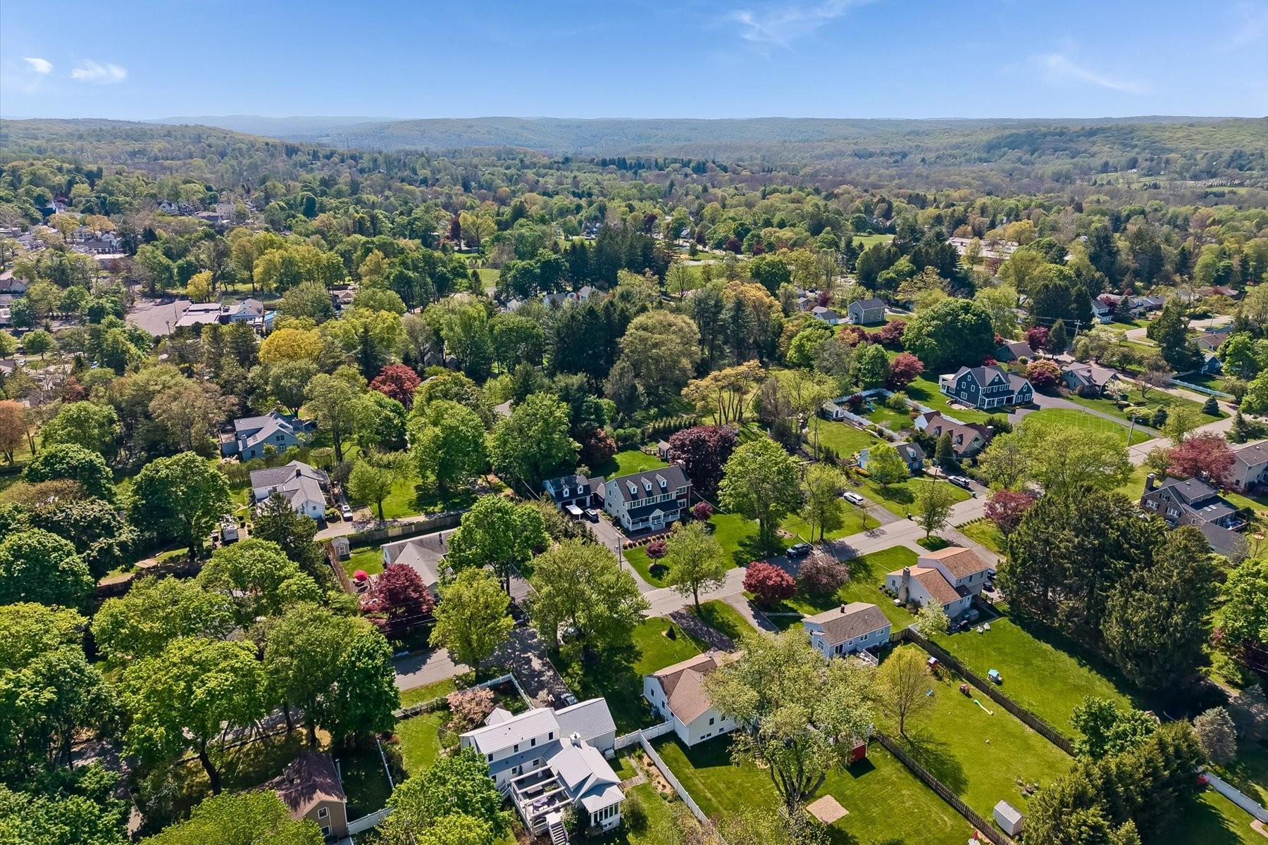  Quintessential Americana Ranch Style Home - 物件實景