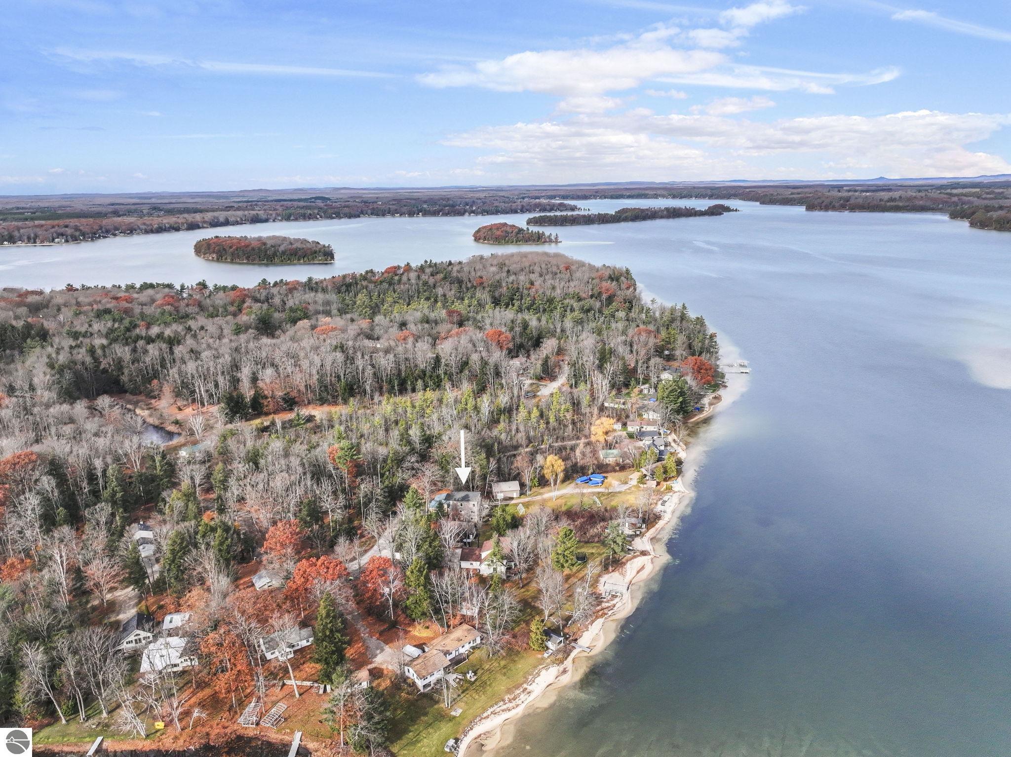 Traverse City, Michigan, 49685, United States, 7 Bedrooms Bedrooms, ,4 BathroomsBathrooms,Residential,For Sale,2005868