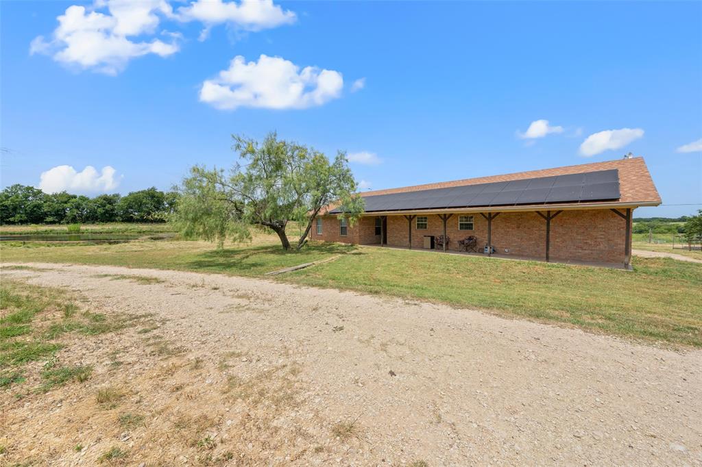 West, Texas, 76691, United States, 3 Bedrooms Bedrooms, ,2 BathroomsBathrooms,Residential,For Sale,1982487