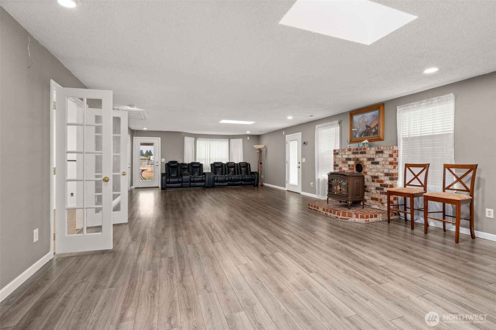 Centralia, Washington, 98531, United States, 3 Bedrooms Bedrooms, ,1 BathroomBathrooms,Residential,For Sale,1937909