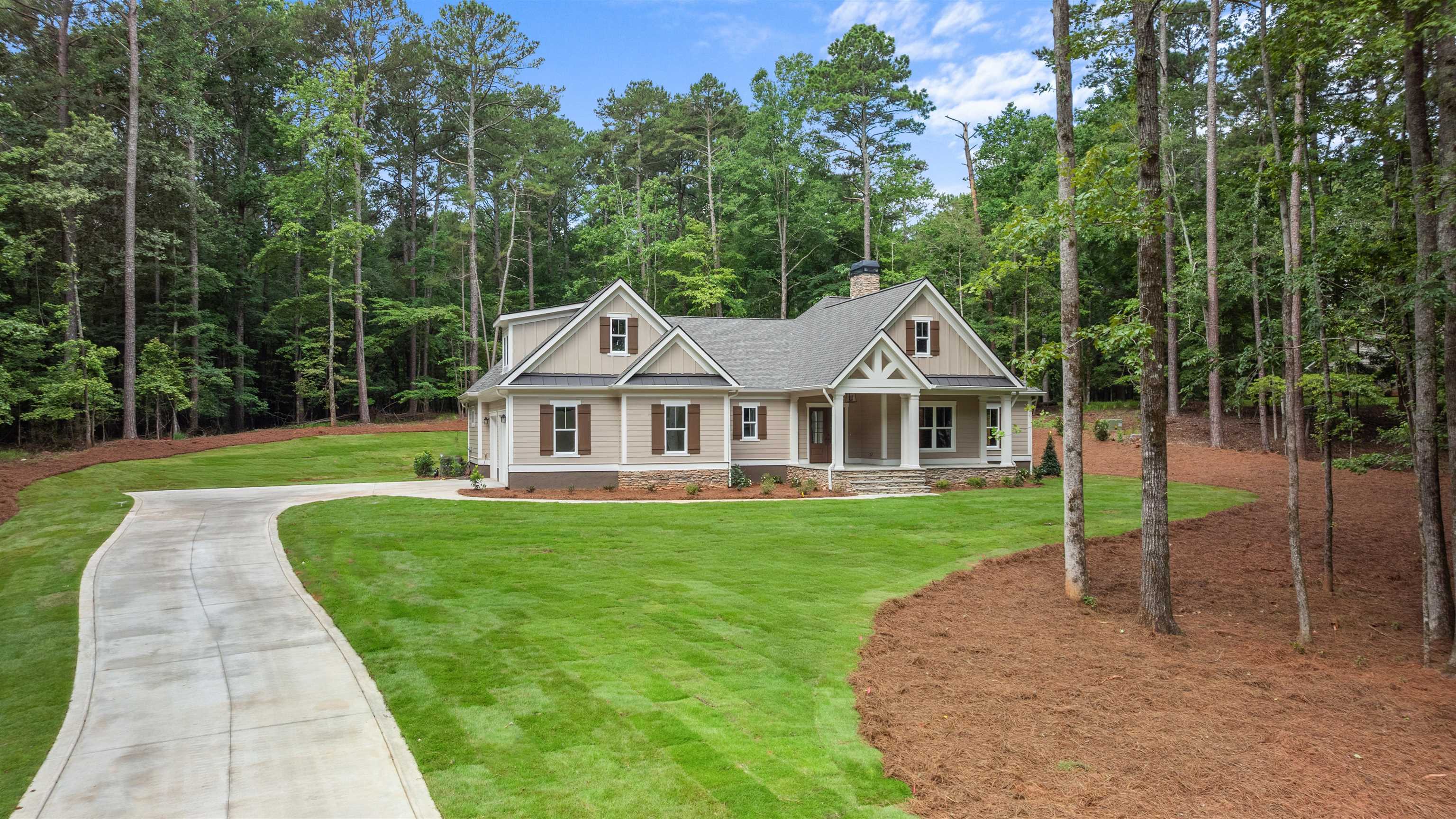 Greensboro, Georgia, 30642, United States, 5 Bedrooms Bedrooms, ,4 BathroomsBathrooms,Residential,For Sale,1766404