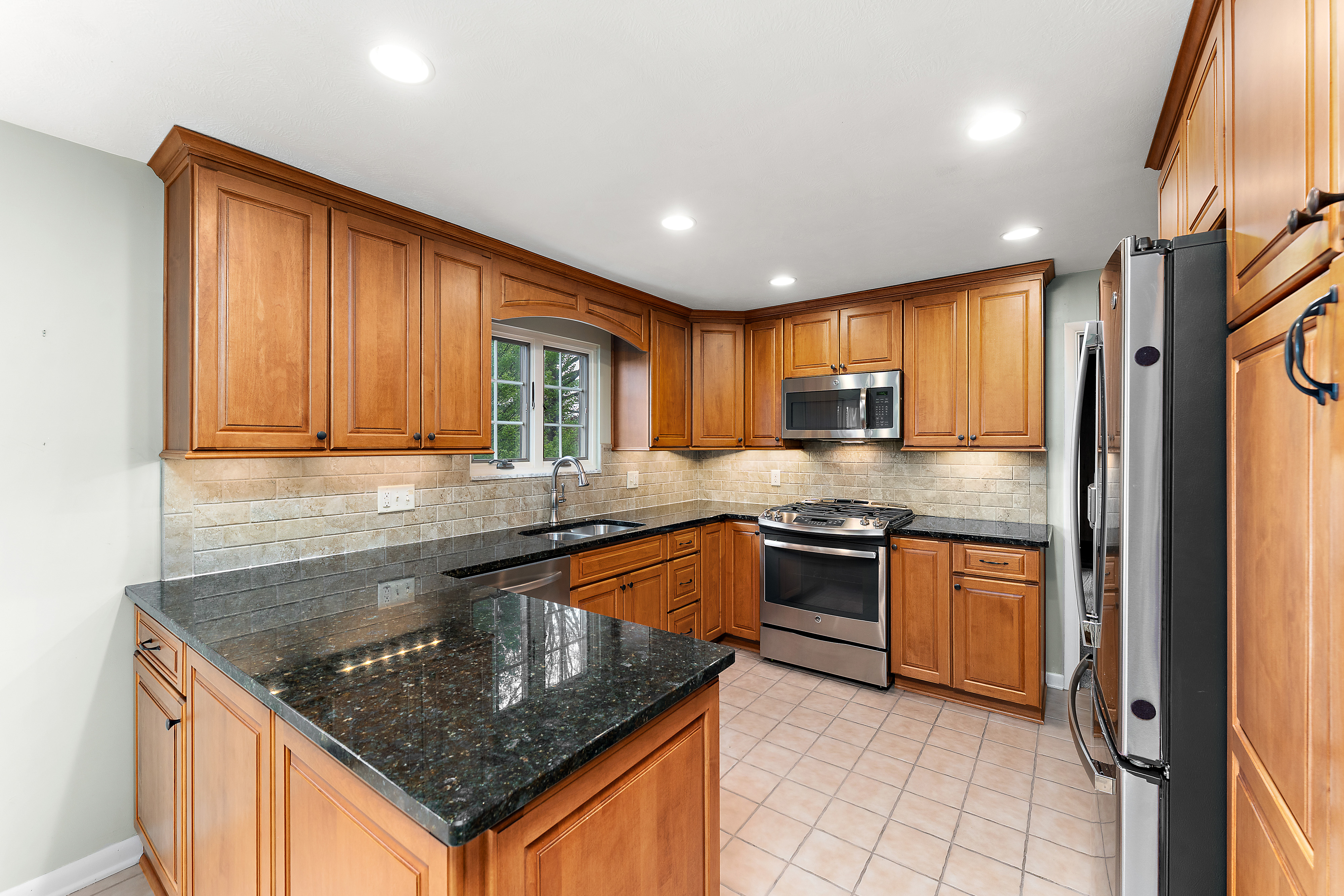  8290 Bramble Lane, Pittsburgh, PA 15237 - 物件實景