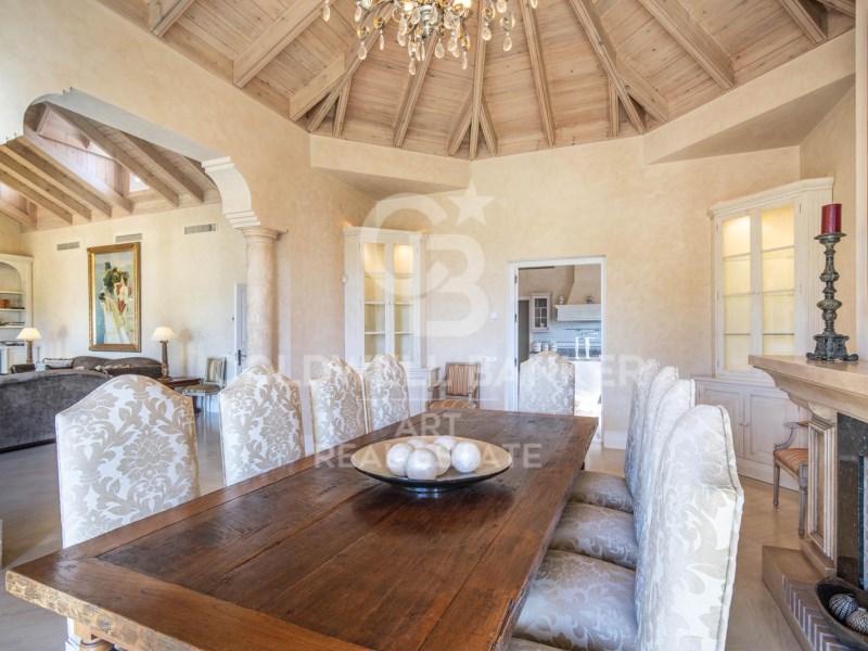 Marbella, Andalusia, ES, 5 Bedrooms Bedrooms, ,5 BathroomsBathrooms,Residential,For Sale,1918822