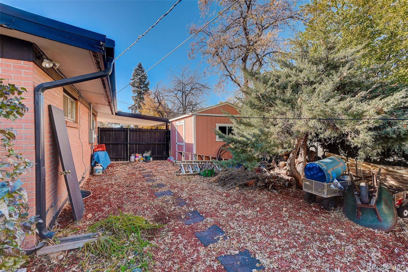 Littleton, Colorado, 80120, United States, 4 Bedrooms Bedrooms, ,1 BathroomBathrooms,Residential,For Sale,1988152