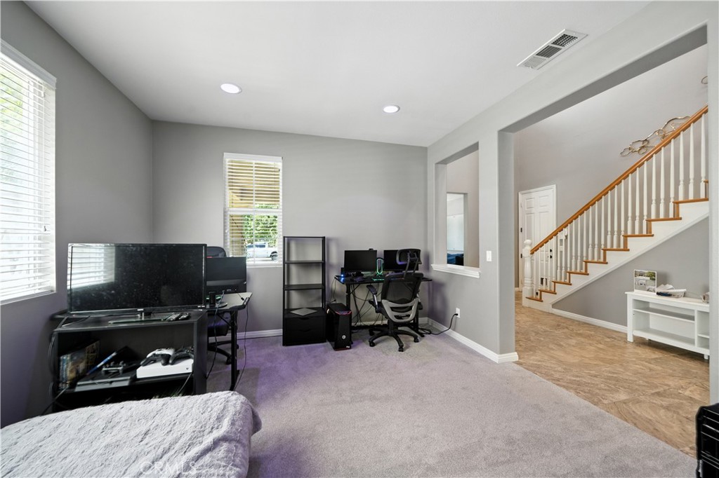 Lake Elsinore, California, 92530, United States, 5 Bedrooms Bedrooms, ,3 BathroomsBathrooms,Residential,For Sale,1974477