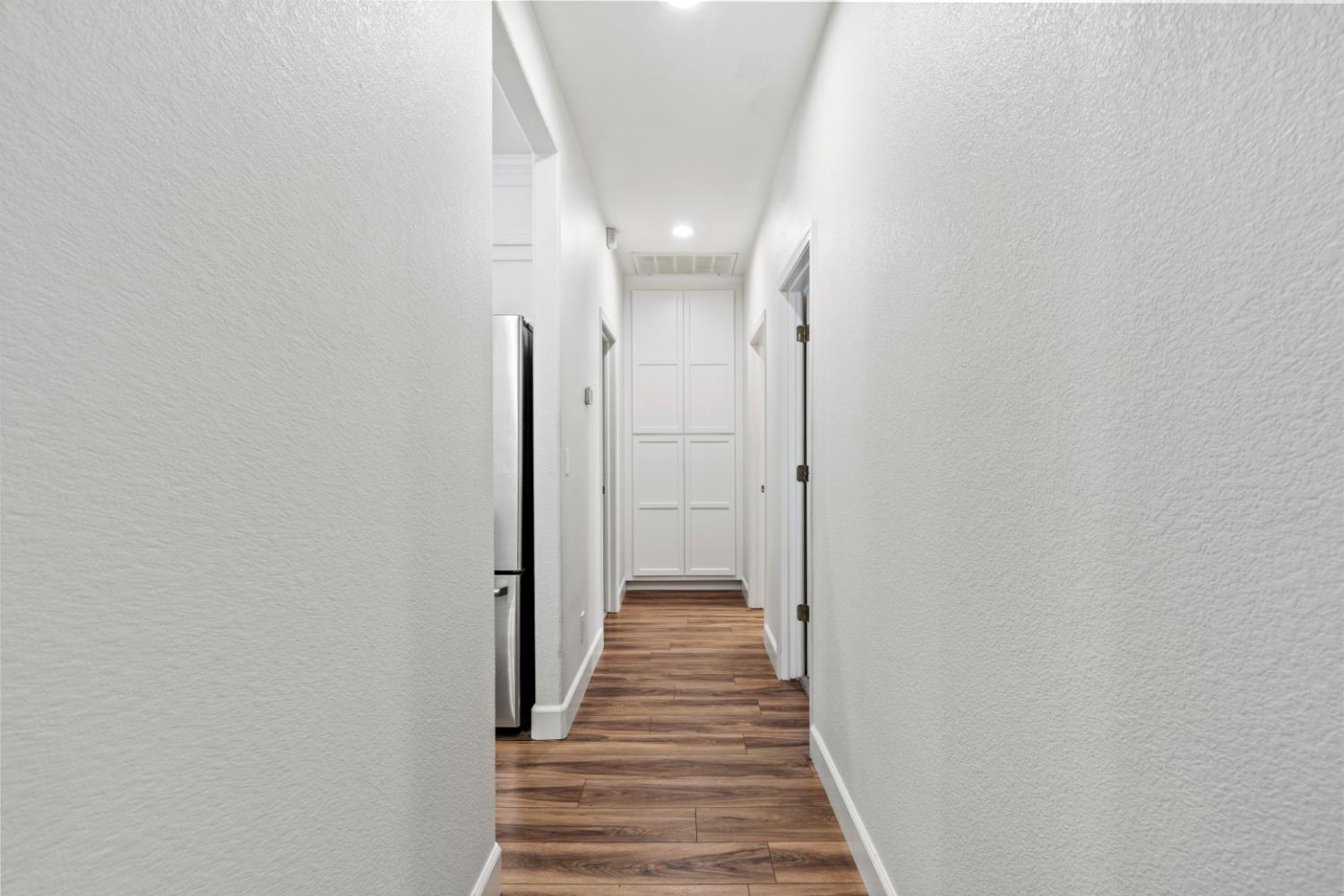 Yuba City, California, 95993, United States, 4 Bedrooms Bedrooms, ,2 BathroomsBathrooms,Residential,For Sale,1981154