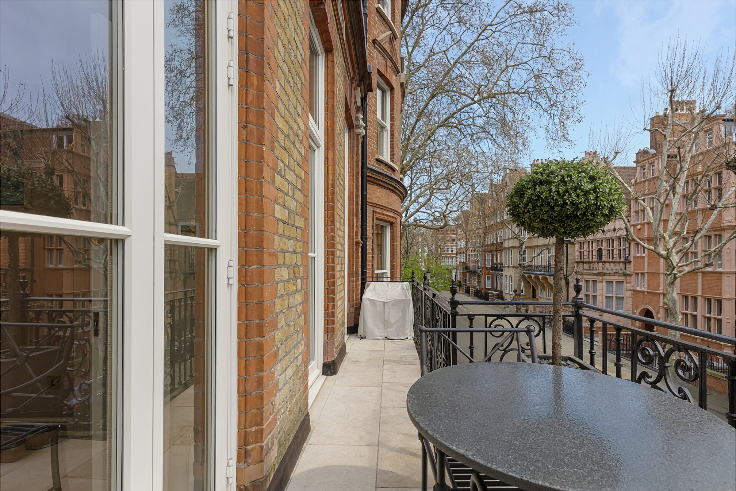 A richly layered apartment overlooking Bramham Gardens - 物件實景