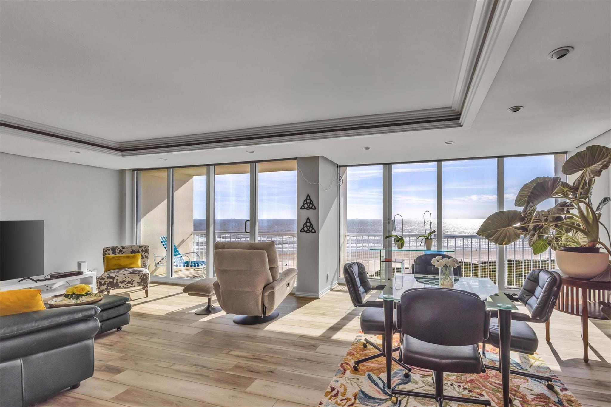 Galveston, Texas, 77550, United States, 2 Bedrooms Bedrooms, ,2 BathroomsBathrooms,Residential,For Sale,1827933
