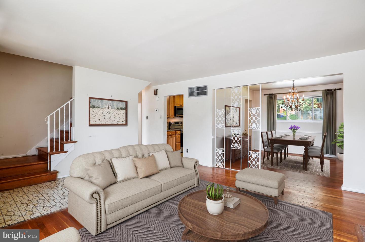 Silver Spring, Maryland, 20903, United States, 4 Bedrooms Bedrooms, ,2 BathroomsBathrooms,Residential,For Sale,1919736