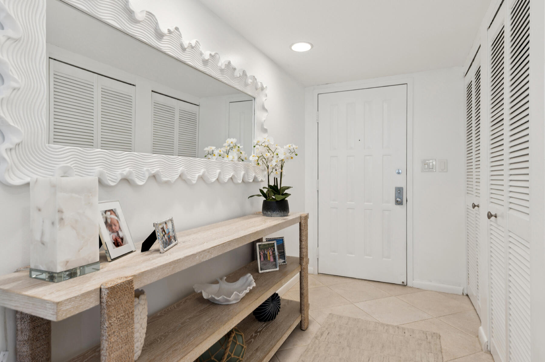 Highland Beach, Florida, 33487, United States, 2 Bedrooms Bedrooms, ,2 BathroomsBathrooms,Residential,For Sale,1912479