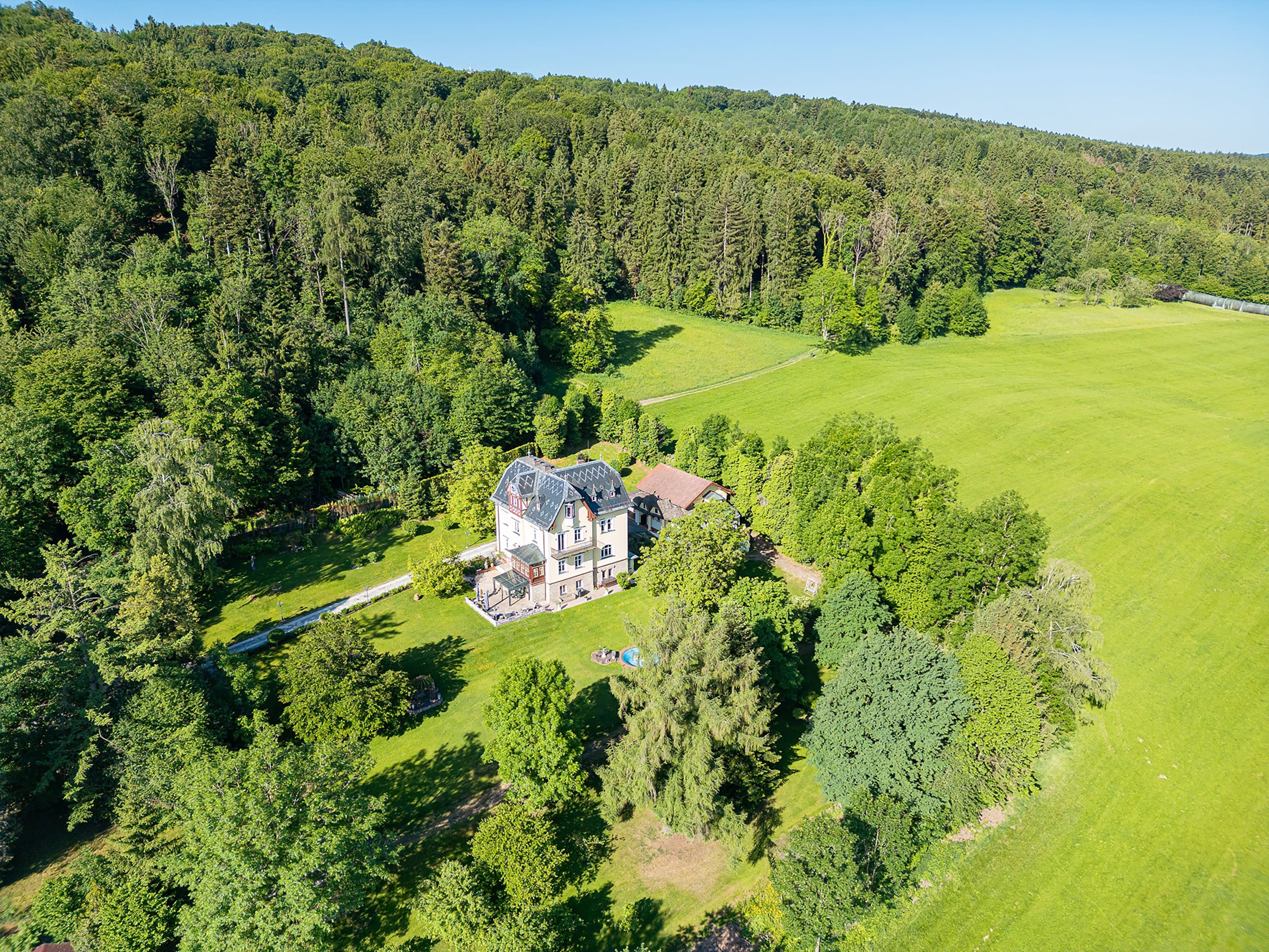  Ein Anwesen von bleibendem Wert – Historische Jugendstilvilla am Schloss Vagen - 物件實景