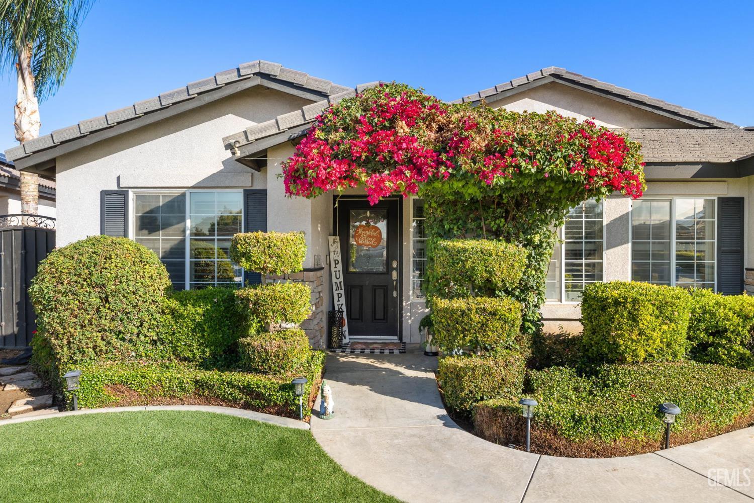 Bakersfield, California, 93312, United States, 4 Bedrooms Bedrooms, ,2 BathroomsBathrooms,Residential,For Sale,1970807