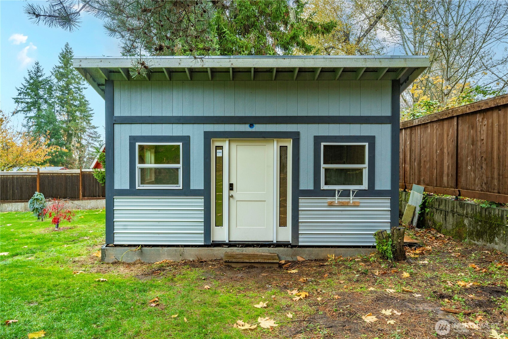 Fall City, Washington, 98025, United States, 2 Bedrooms Bedrooms, ,3 BathroomsBathrooms,Residential,For Sale,1987956