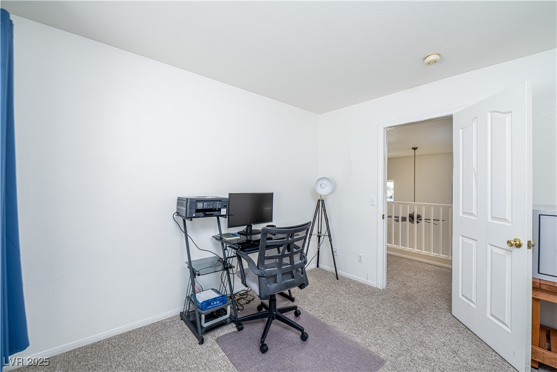 Las Vegas, Nevada, 89129, United States, 4 Bedrooms Bedrooms, ,3 BathroomsBathrooms,Residential,For Sale,1958001