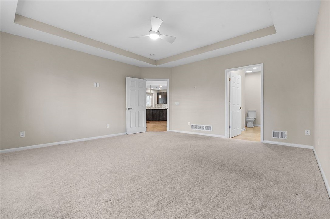 Ohio Twp, Pennsylvania, 15237, United States, 2 Bedrooms Bedrooms, ,3 BathroomsBathrooms,Residential,For Sale,1984724