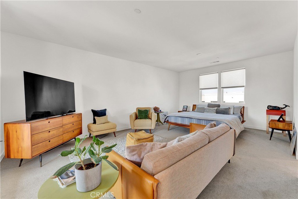 Covina, California, 91723, United States, 3 Bedrooms Bedrooms, ,3 BathroomsBathrooms,Residential,For Sale,1915122