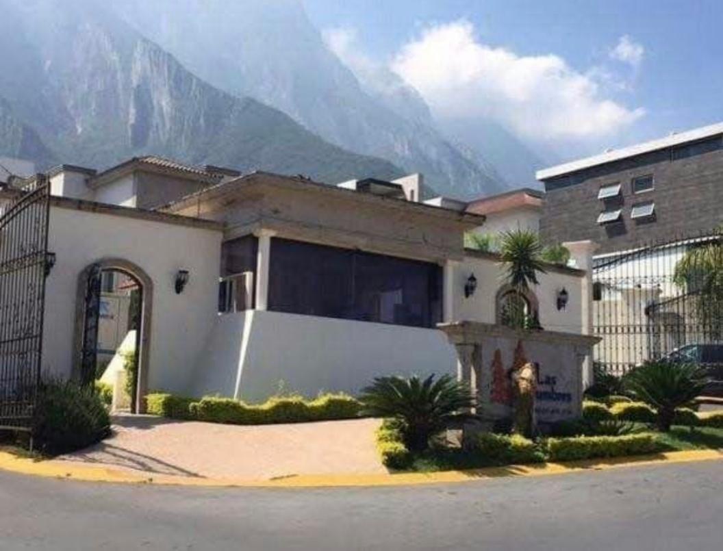 Bosques de las Cumbres, Monterrey, Nuevo León, 64619, Mexico, 4 Bedrooms Bedrooms, ,5 BathroomsBathrooms,Residential,For Sale,Bosques de las Cumbres,1612029