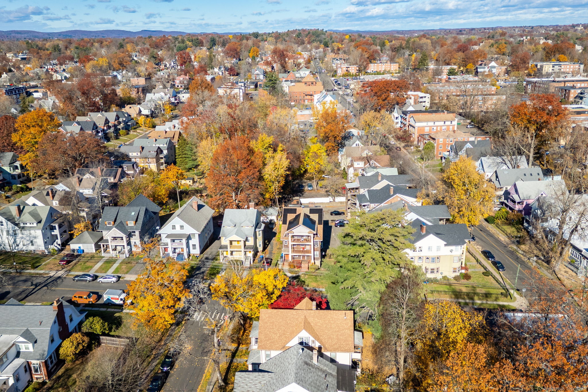 Hartford, Connecticut, 06105, United States, 8 Bedrooms Bedrooms, ,3 BathroomsBathrooms,Residential,For Sale,1994837