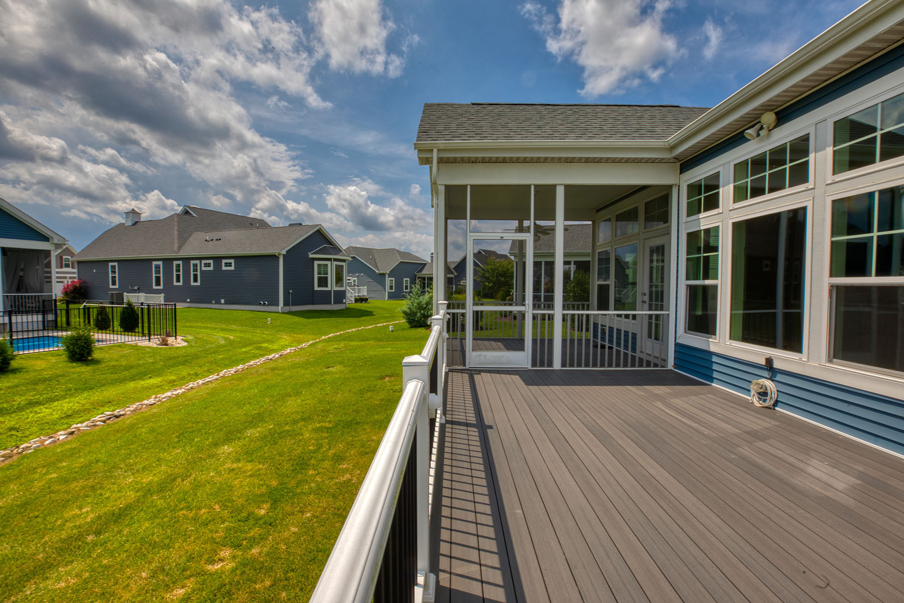  24174 Bunting Circle - 物件實景