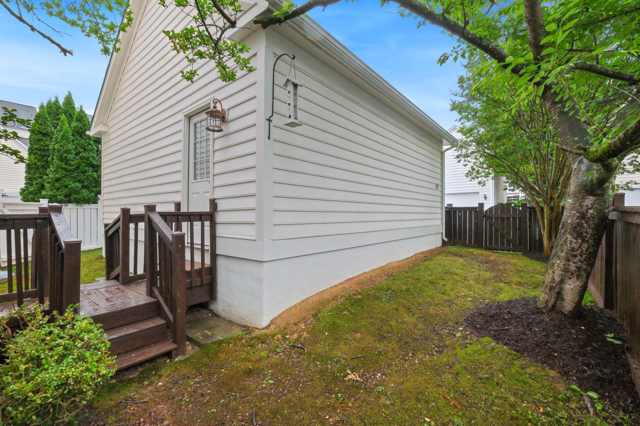  845 Lake Varuna Drive, Gaithersburg, MD, 20878 - 物件實景