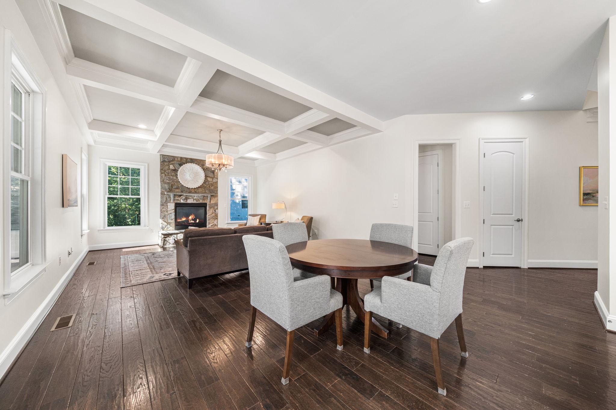  1385 Bishop Crest Court, Alexandria, VA, 22308 - 物件實景