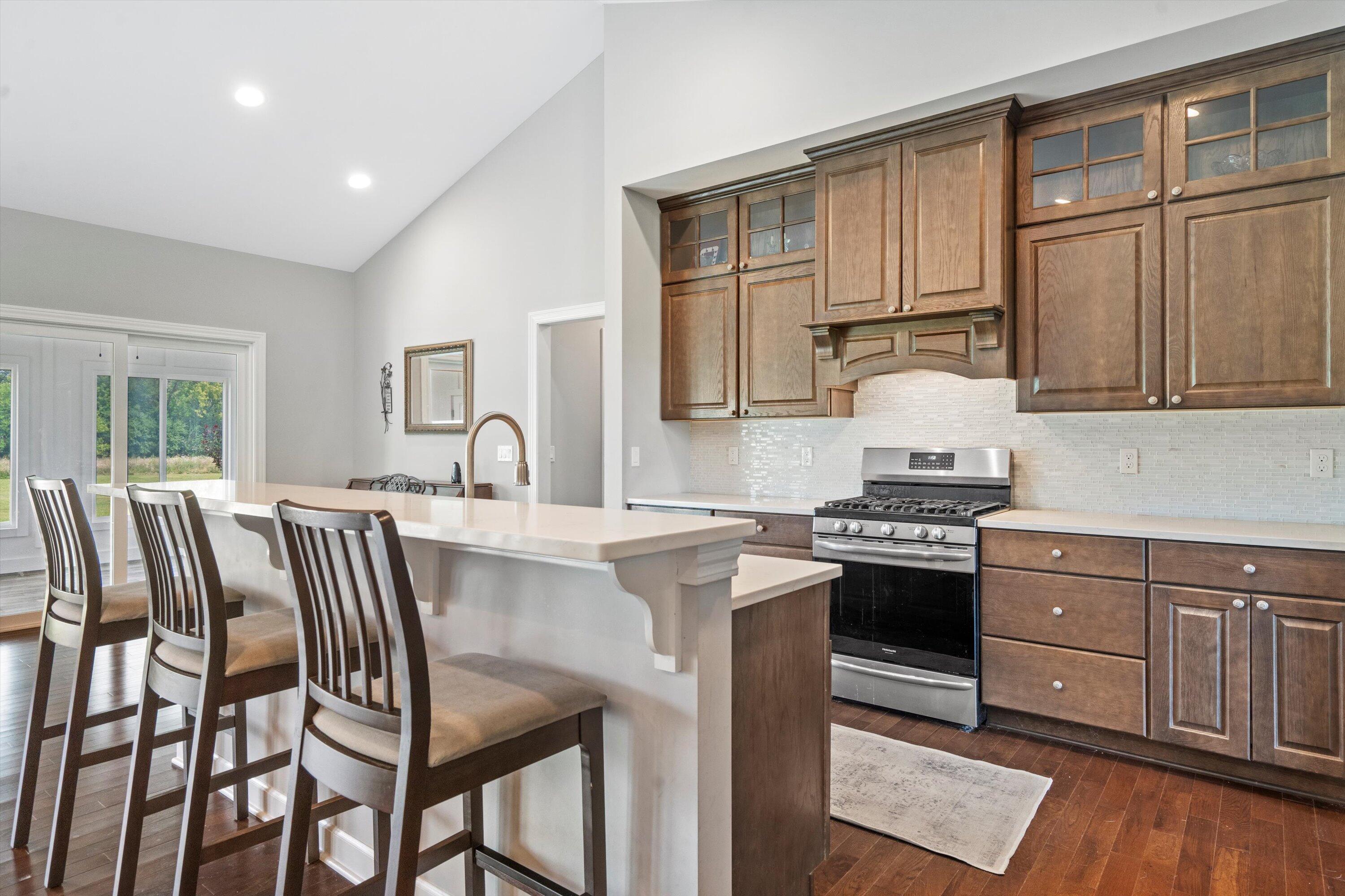 Bloomfield, Wisconsin, 53147, United States, 5 Bedrooms Bedrooms, ,3 BathroomsBathrooms,Residential,For Sale,1921596
