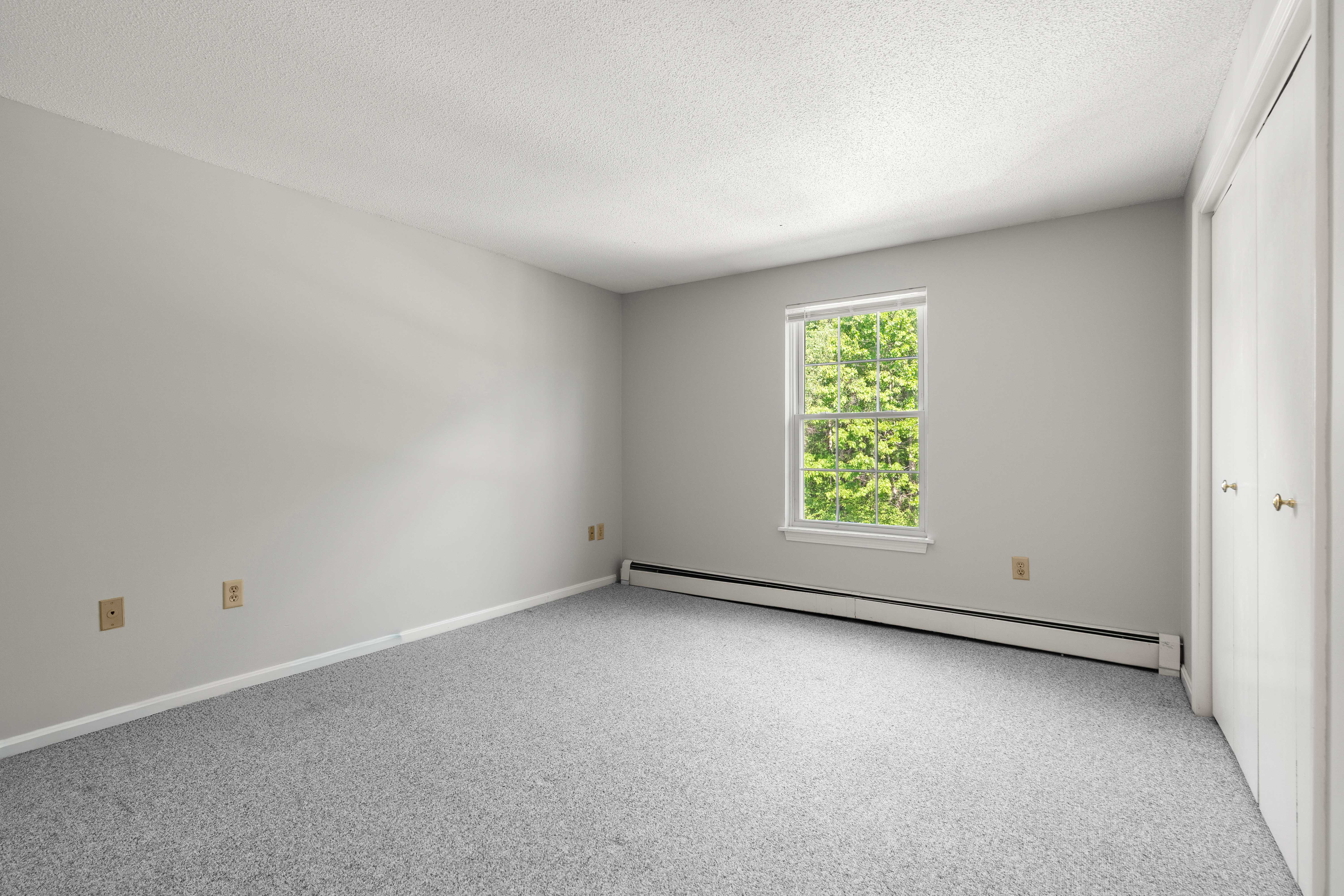  910 White Cedar Boulevard, Portsmouth, NH 03801 - 物件實景